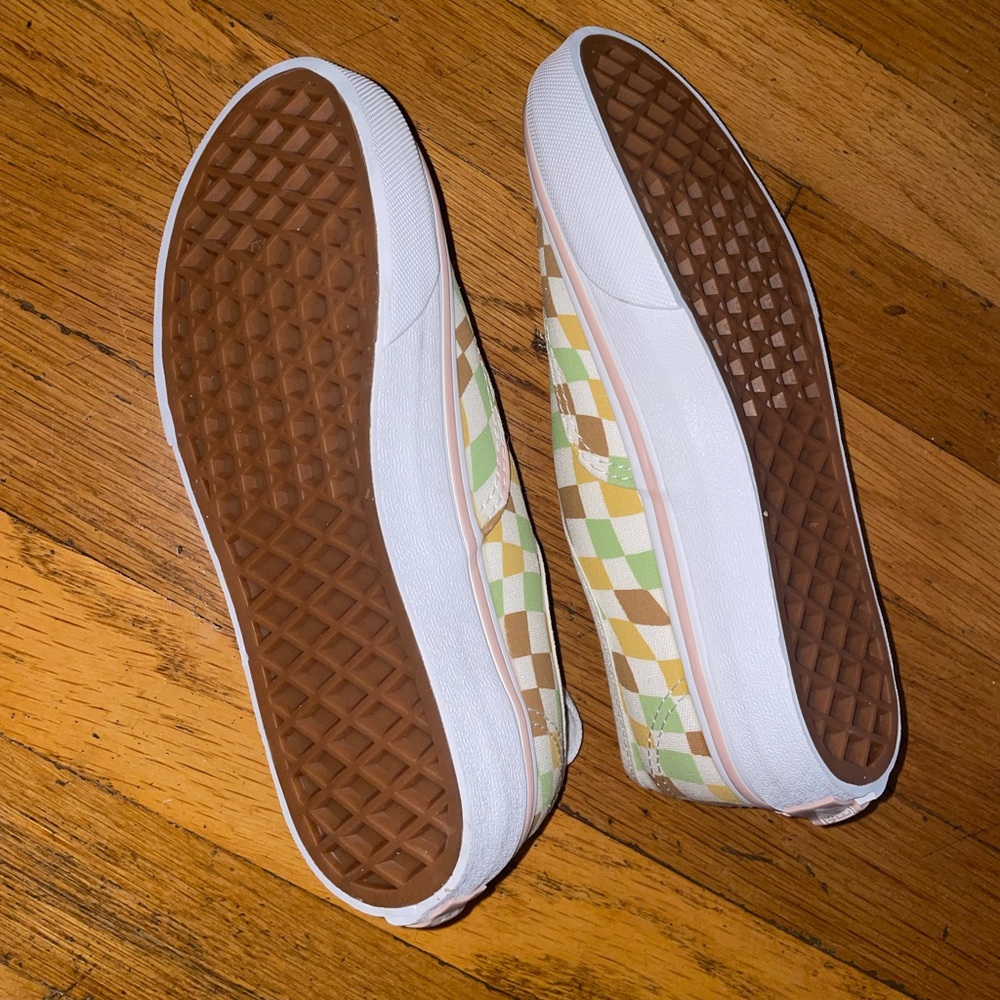 Checkered Little Girl Authentic Vans - Picture 4 of 5